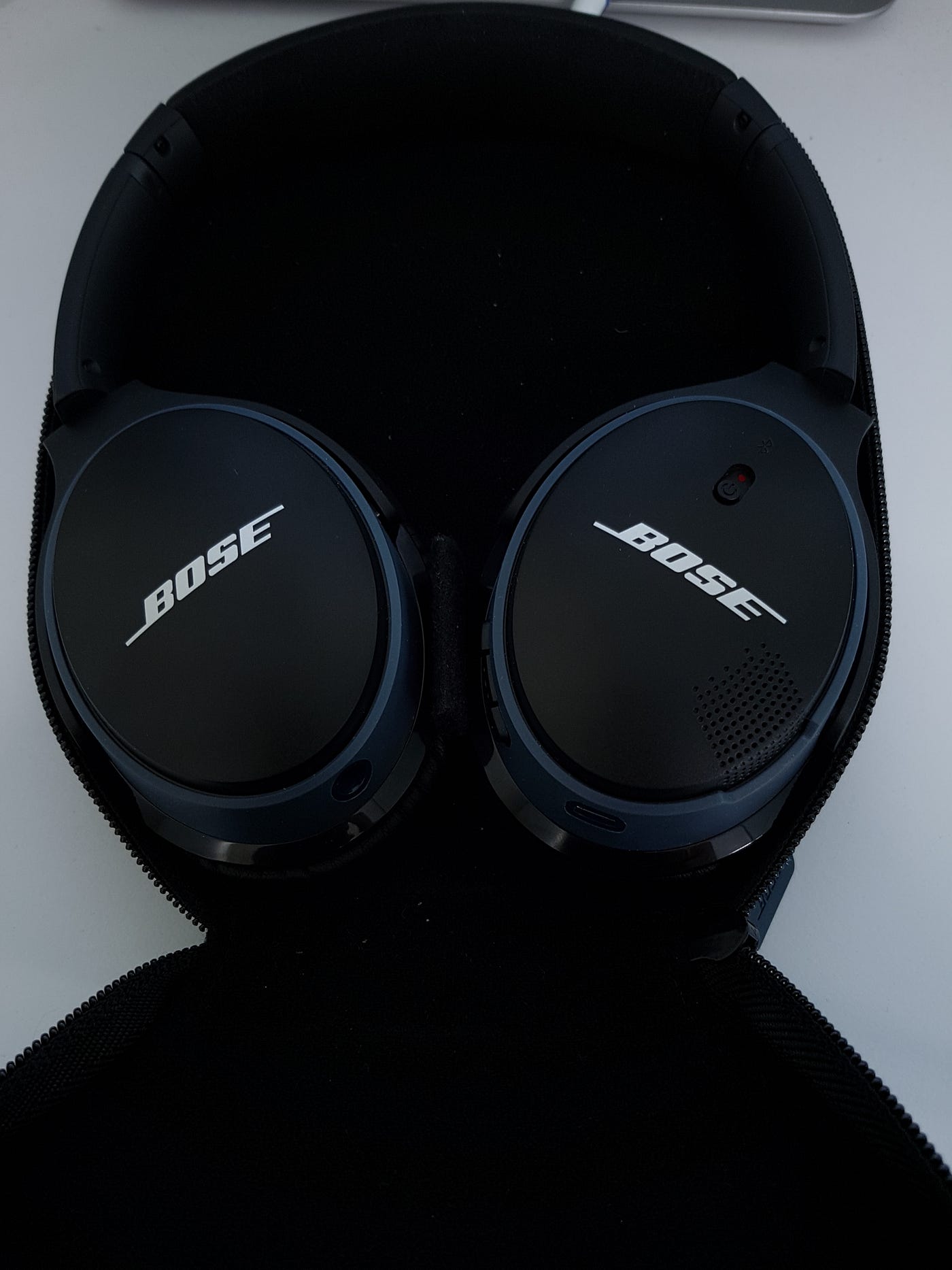 Bose Soundlink around-ear wireless headphones II review | by Sandeep Kumar  | Medium