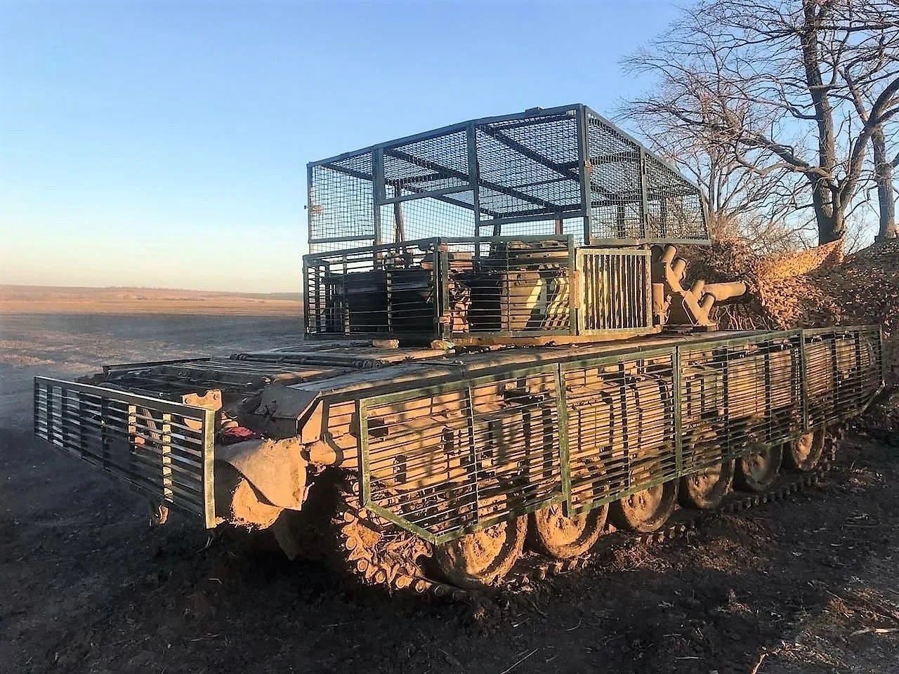 Do Cope Cages on Tanks in Ukraine Actually Work? | by Wes O'Donnell | Medium