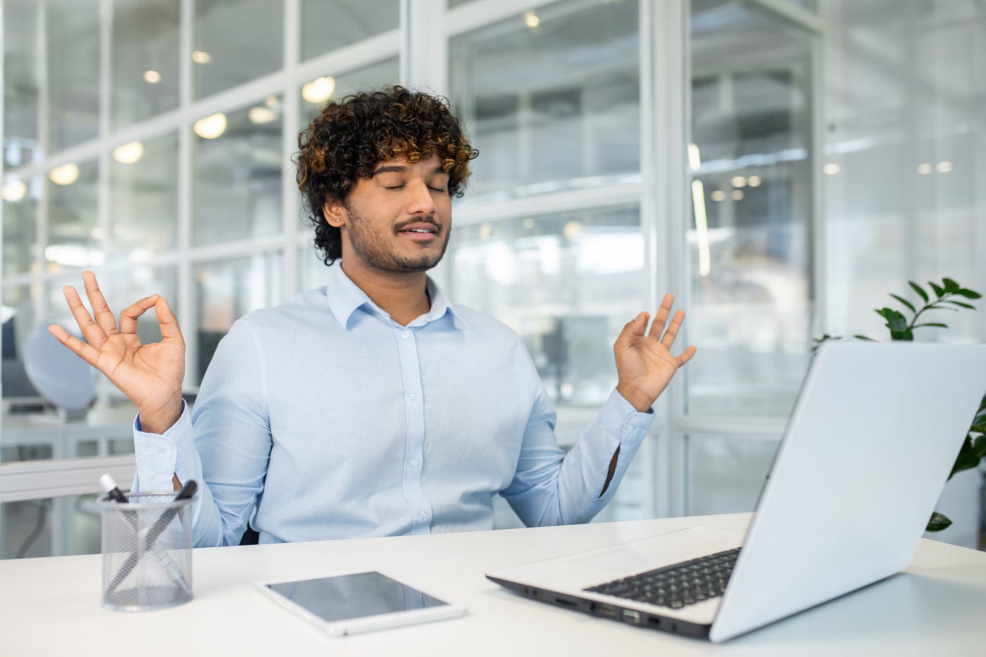 3 Self-care micro-habits you can practise during the workday | Zyla Health