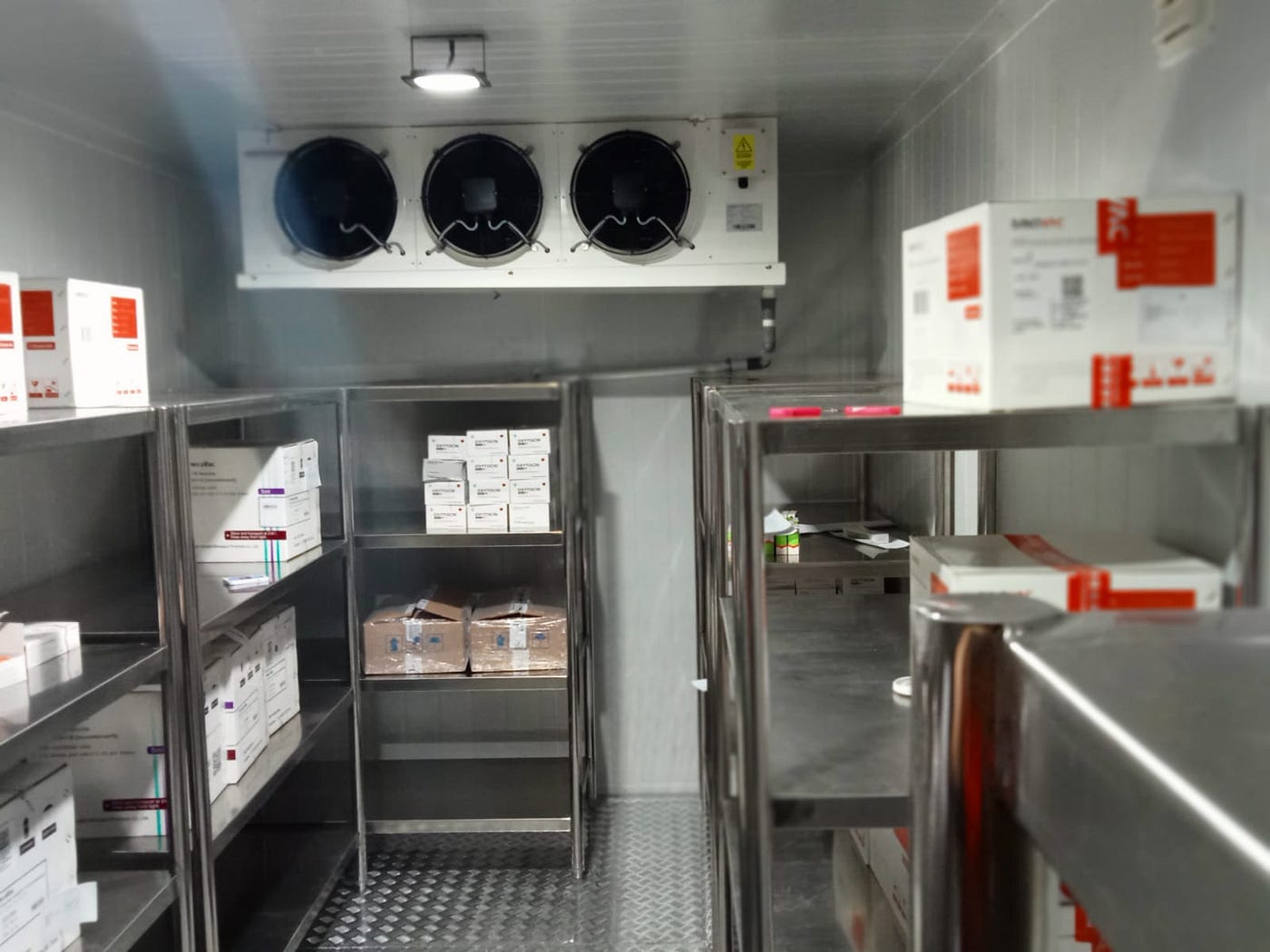 Mengenal Cold Storage: Membawa Sentuhan Emosional pada Ruang Penyimpanan yang Dingin