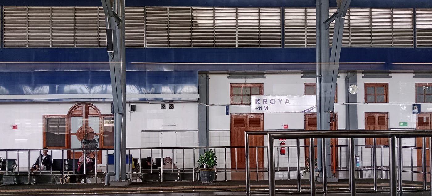 Kroya station at elevation of +11 m.
