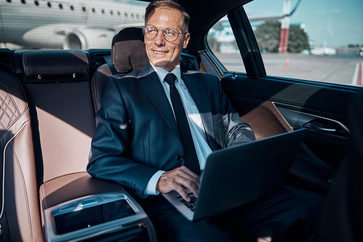 5 Reasons Why You Should Choose a Luxury Car Service for Your Next Business  Trip | by Maybach Bros. | Medium