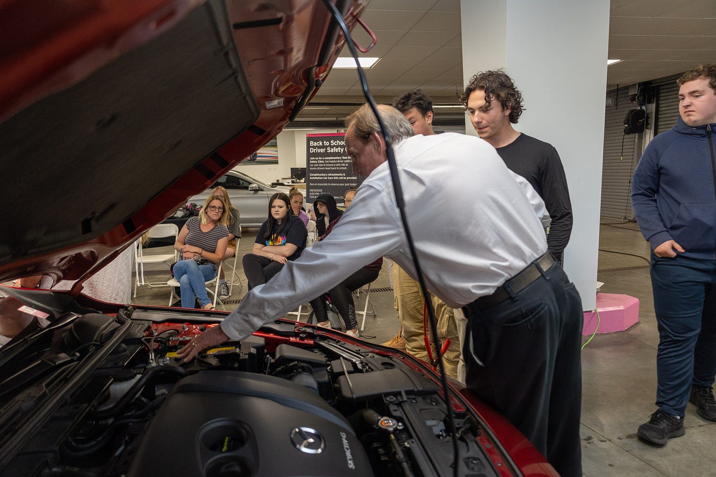 AutoNation Helps Young Drivers Gear Up for a Safe School Year with Free Car Care Clinics in Mobile