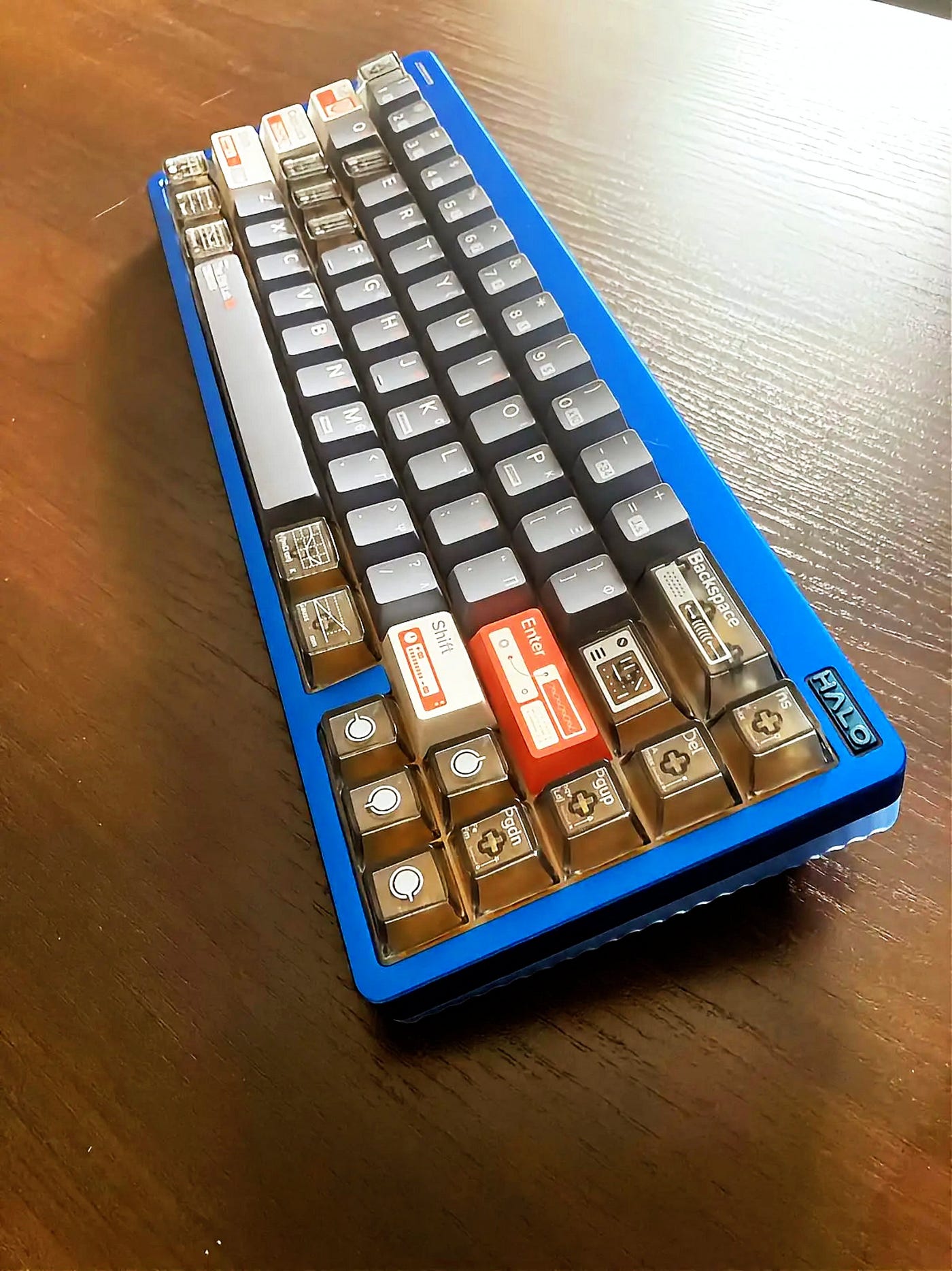 Halo? Is it the keeb you're looking for…?” — Nuphy's Halo65 v2