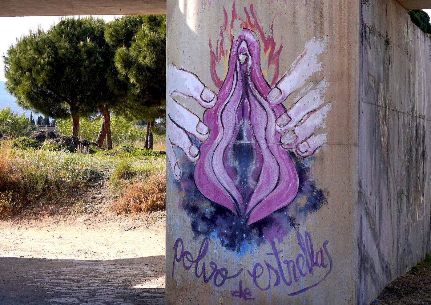 I know it’s not a uterus, but I did it. I finally found a vulva to compete with all these dicks. Cambrils, Spain | Image © Paradis Media llc