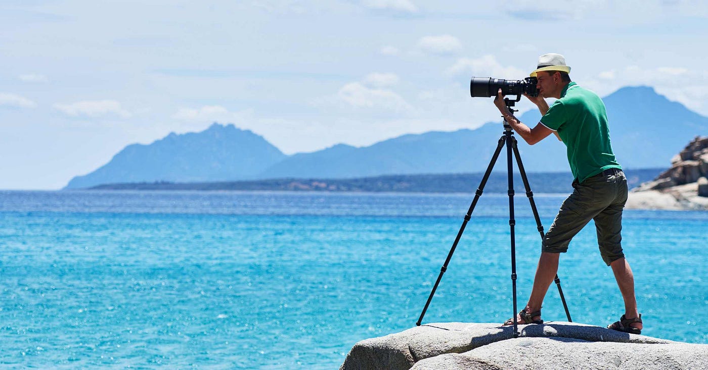 Can You Bring a Camera Tripod on a Plane? 2024 TSA Rules | by Veronica Hanson | Medium