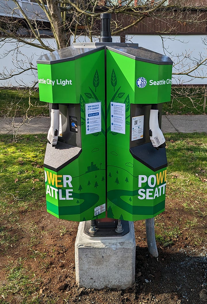 Curbside Level 2 Electric Vehicle Charging - City Light