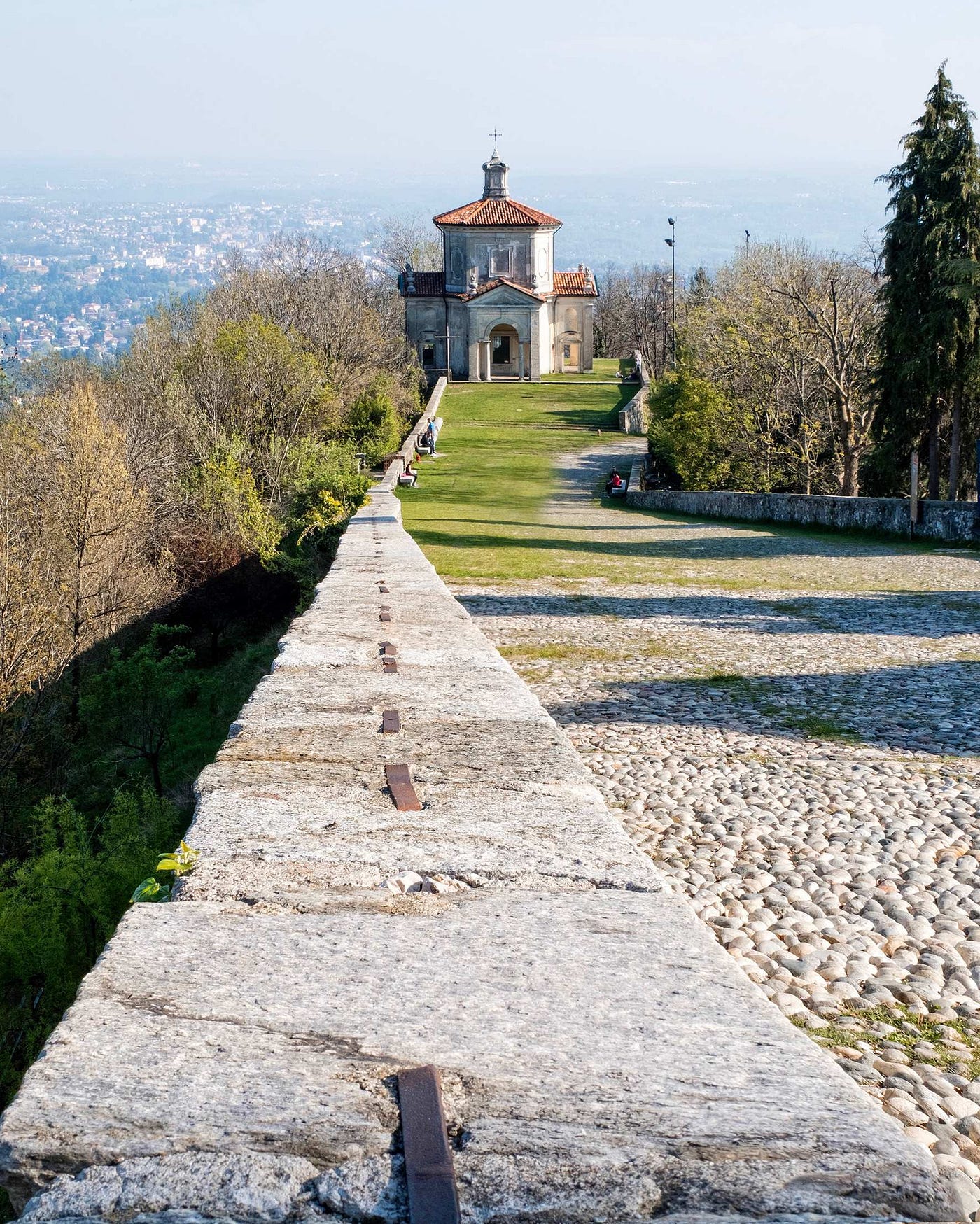 Varese: 7 Must-See Places in Lombardy