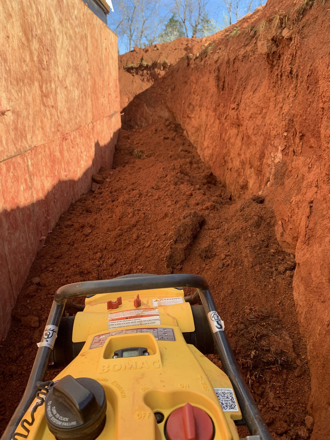 Reducing Bomag Tamper Vibration to Alleviate Hand and Wrist Pain and Improve Work Efficiency
