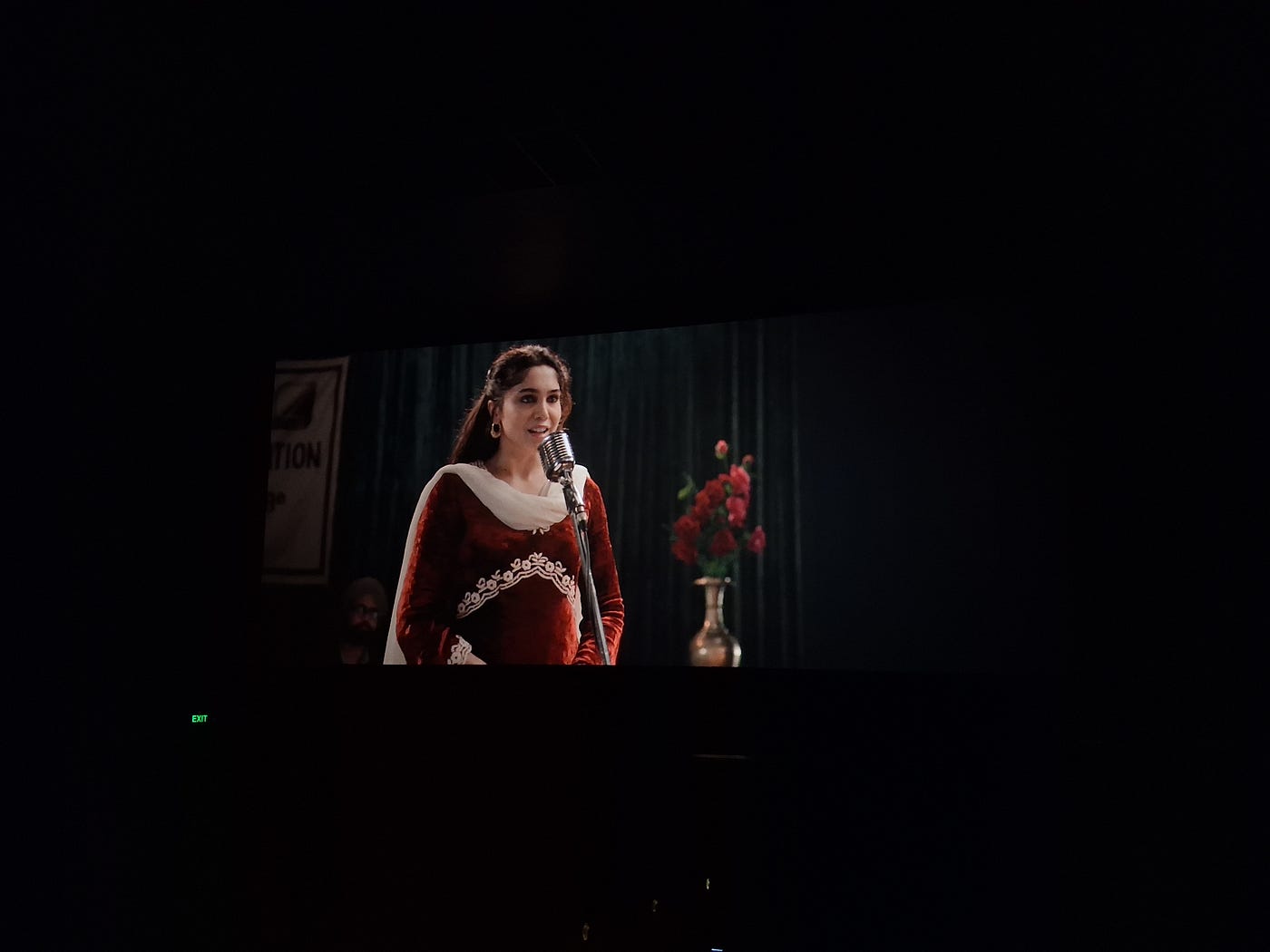 Waqt wapas aata v hai, magar kabhi kabhi waqt kabhi wapas nahi aayega.