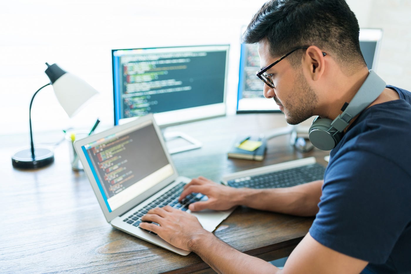 Situations Where Organizations hire Django developer for Python Web Solutions