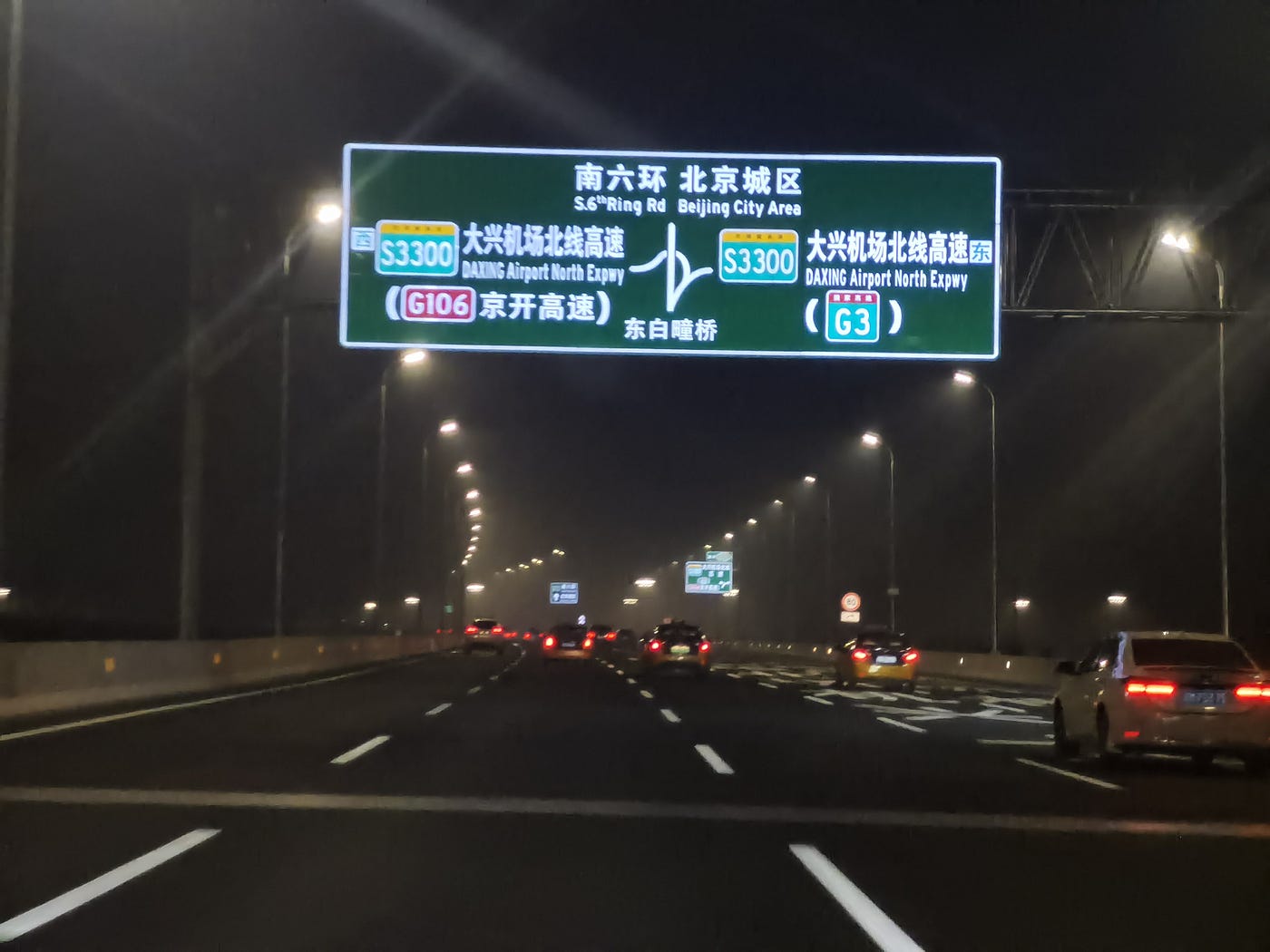 Why Traditional Reflective Road Signs Fail in Dangerous Conditions — And How China Is Reinventing…