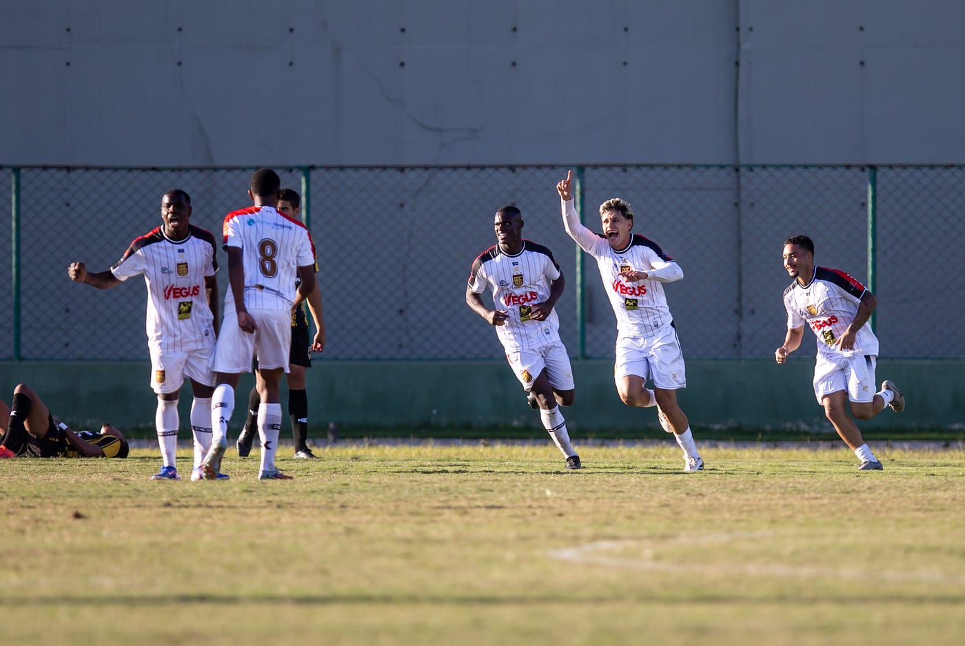 Futebol: Flamengo de Guarulhos vence jogo em marcha lenta fora de casa; AD Guarulhos garante…