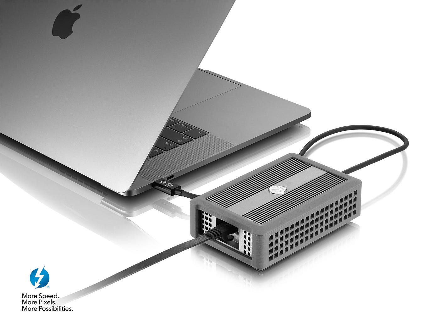 Macbook thunderbolt 3. И устройствах которые смогут. Гарнитура для мозга. Необычные клавиатуры. Power bank для ноутбука.