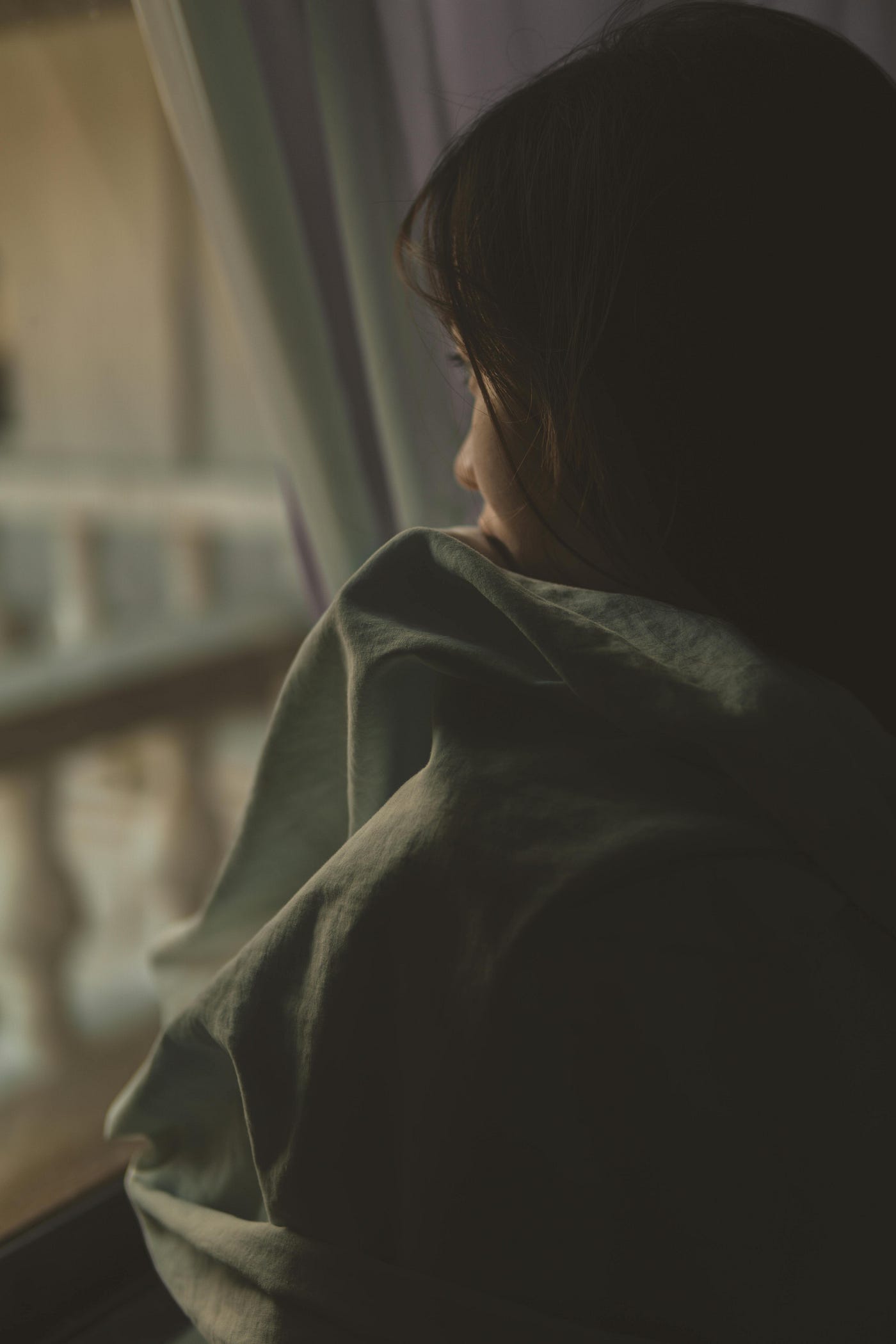 Bahasa Sunyi dari Perasaan Perempuan