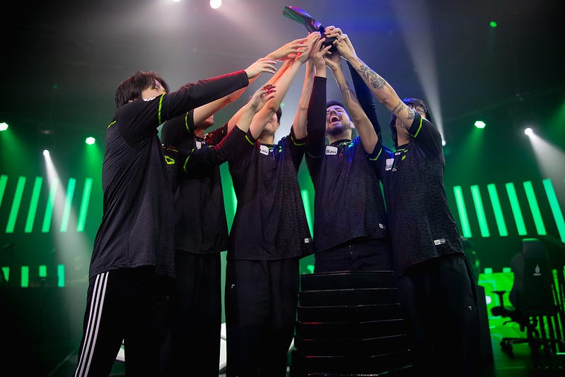 CBLOL 2023: LOUD bate paiN e leva tricampeonato inédito