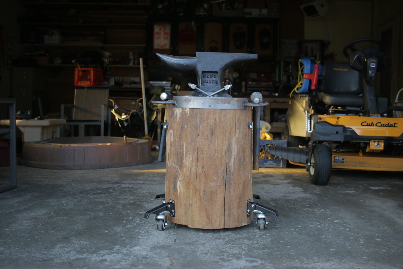 I finally turned this giant log into an anvil stand, and it only took me  six years to do it, by Andrew Reuter, Project Lab