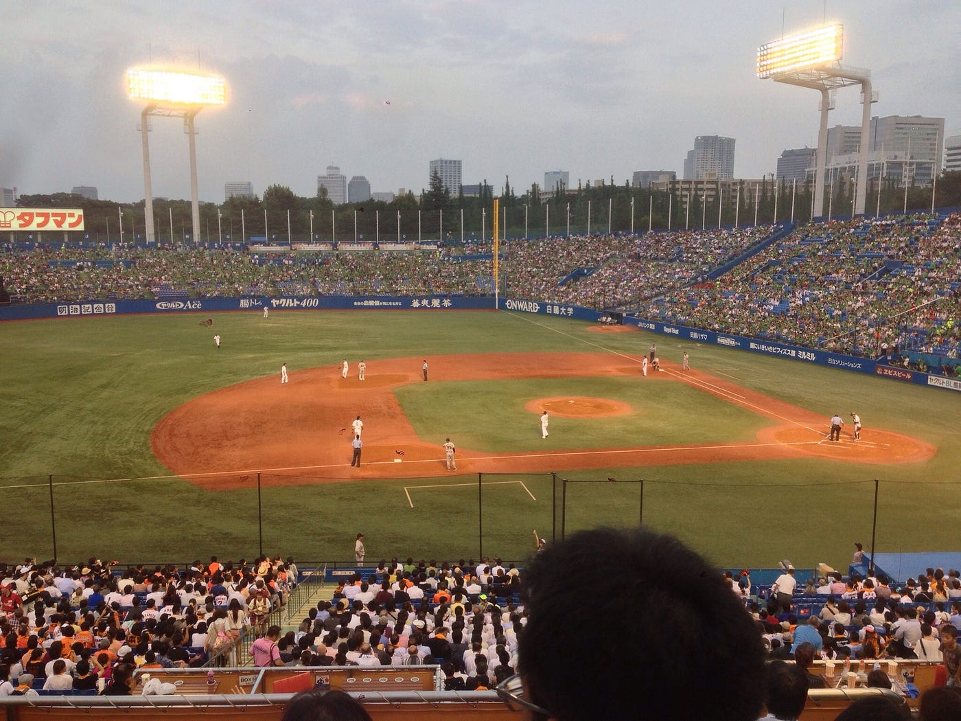 How to enjoy at the Jingu Stadium, English