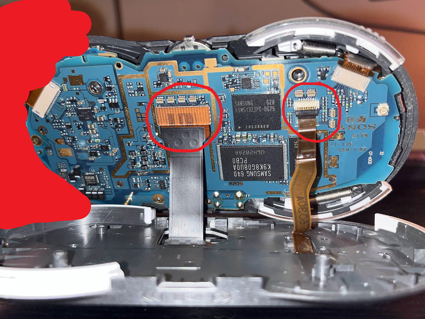 The Sony Mylo COM-1: How to Disassemble | by Margo | Medium