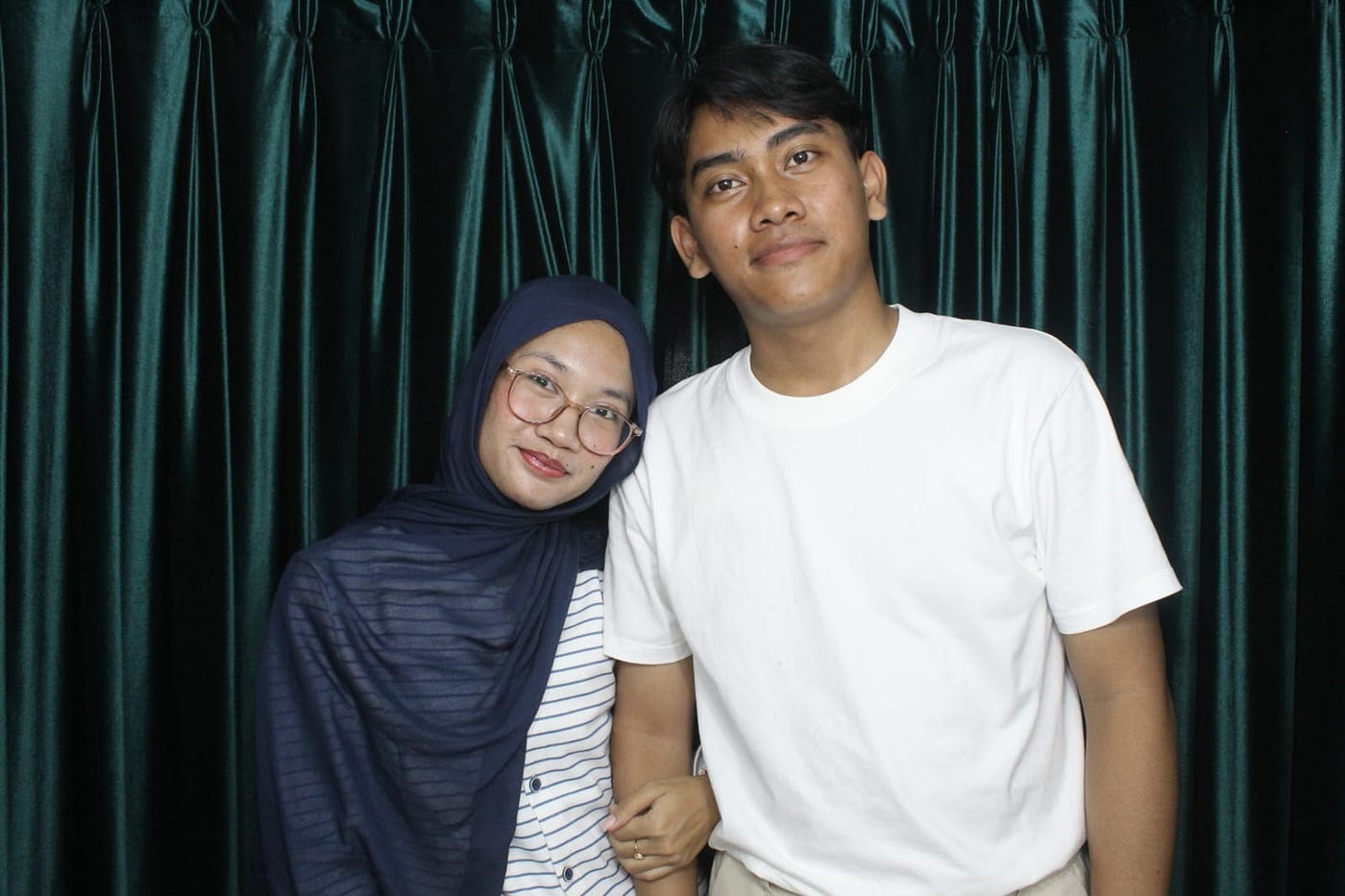 Merayakan sembilan-belas