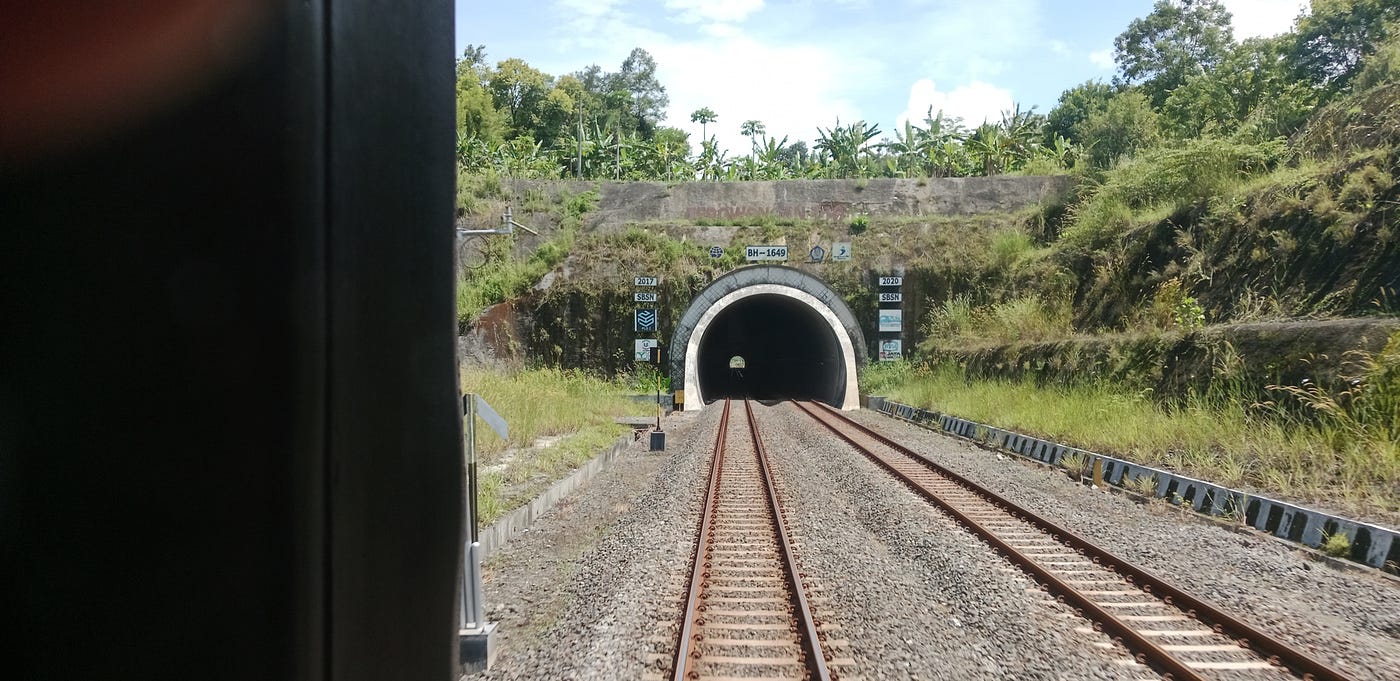 Leaving Ijo tunnel.
