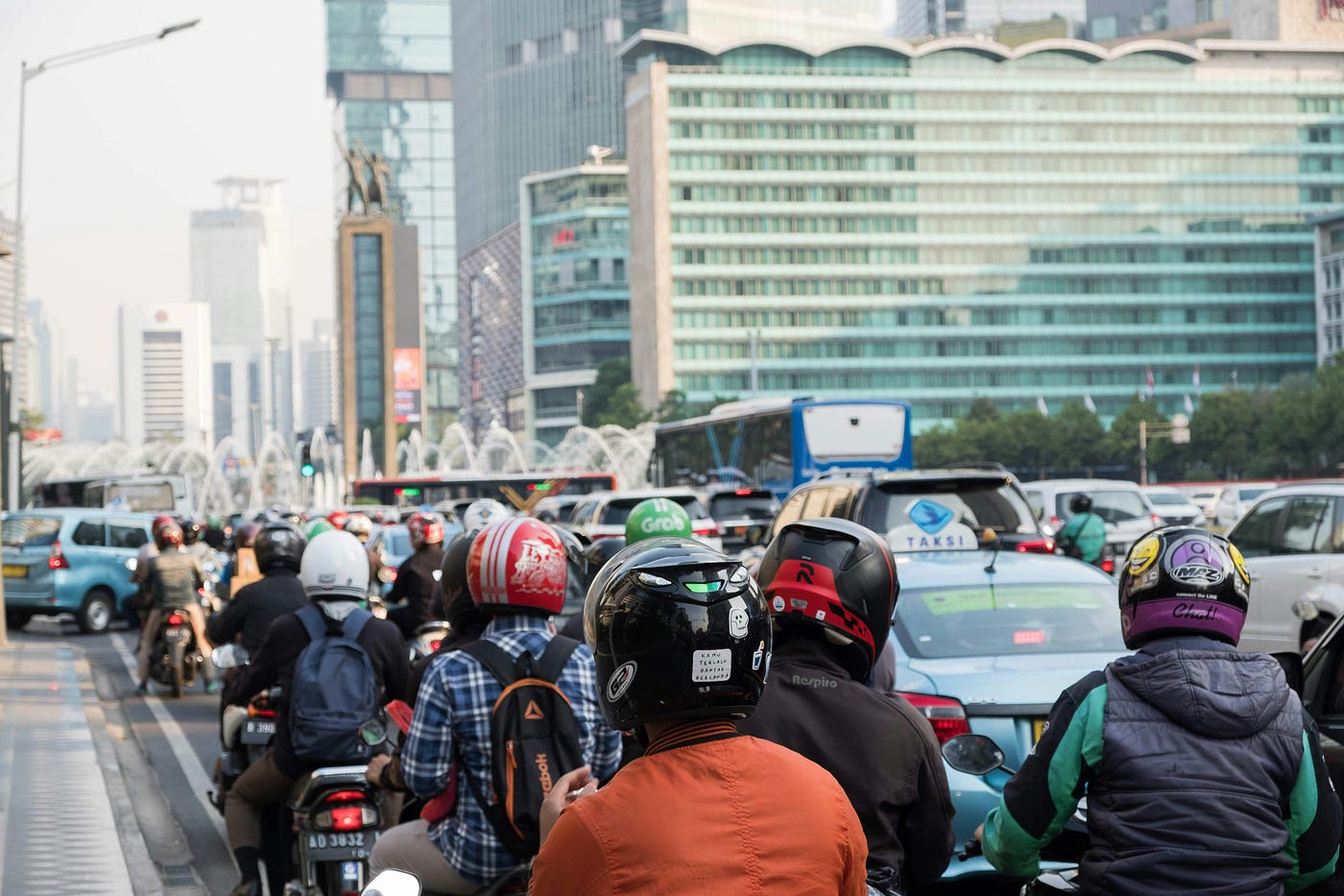 Ternyata Bukan Tip, Ini Kunci Rating Bintang 5 Ojek Online!