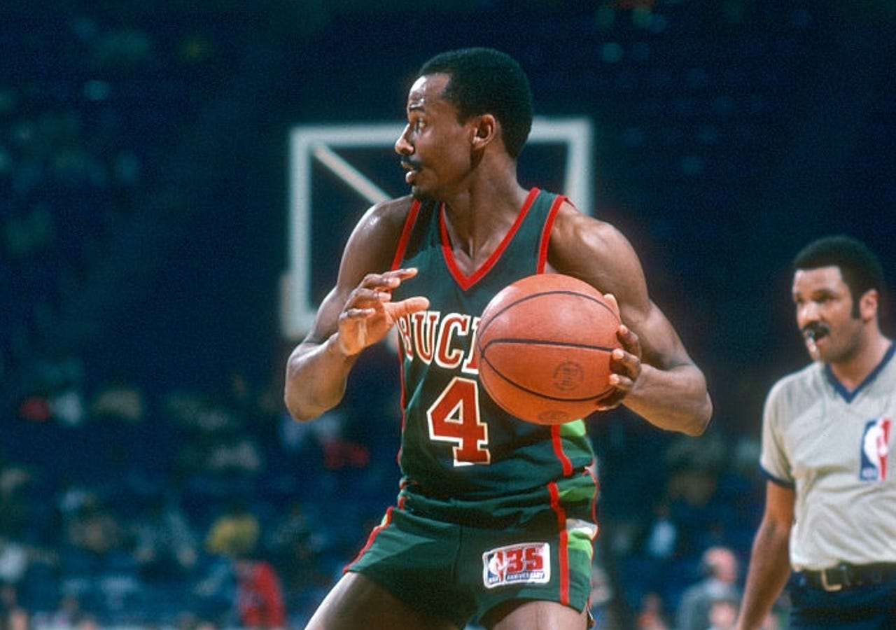 Forgotten Players: Sidney Moncrief | by Nick Andre | Medium
