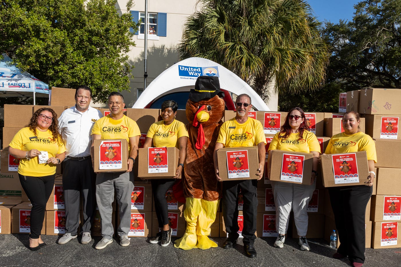Rick Case Cares team is ready to distribute meal kits to veterans_Credit Downtown Photo