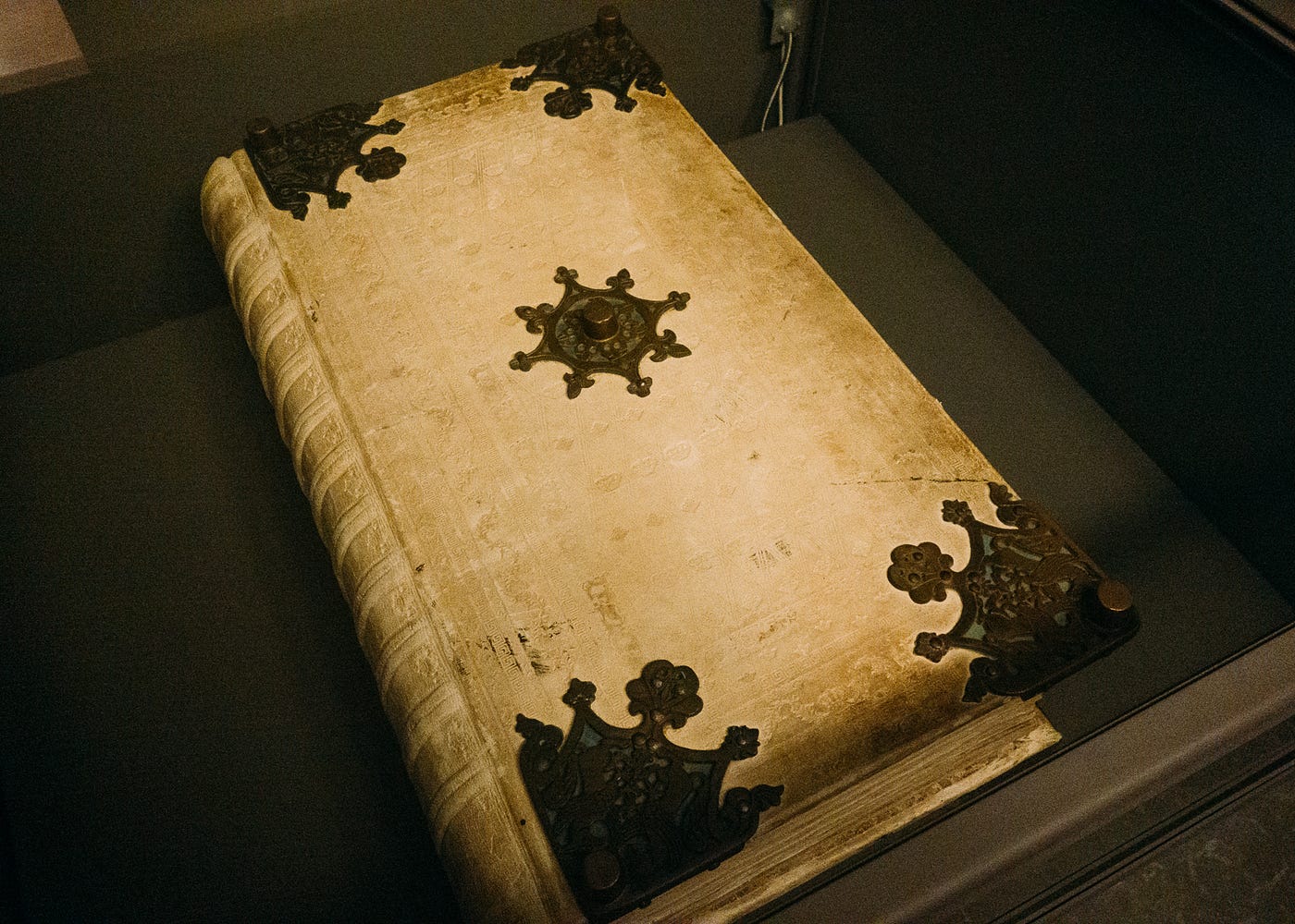 デスコア デスメタル Divisive Codex gigas Codex Gigas, The