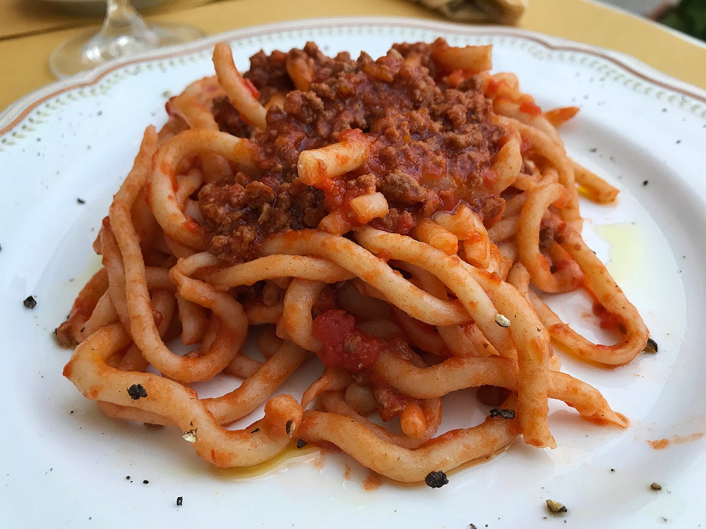 {Photo Essay} Italy: At the table, one does not grow old…