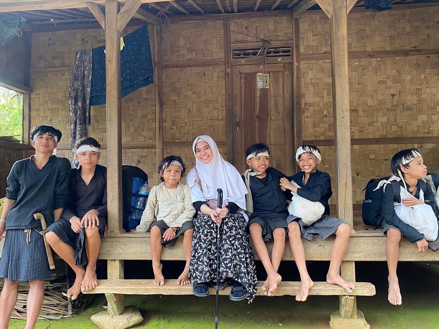 Menapak ke Baduy: Tentang Cukup, Sederhana, dan Hadir Sepenuhnya