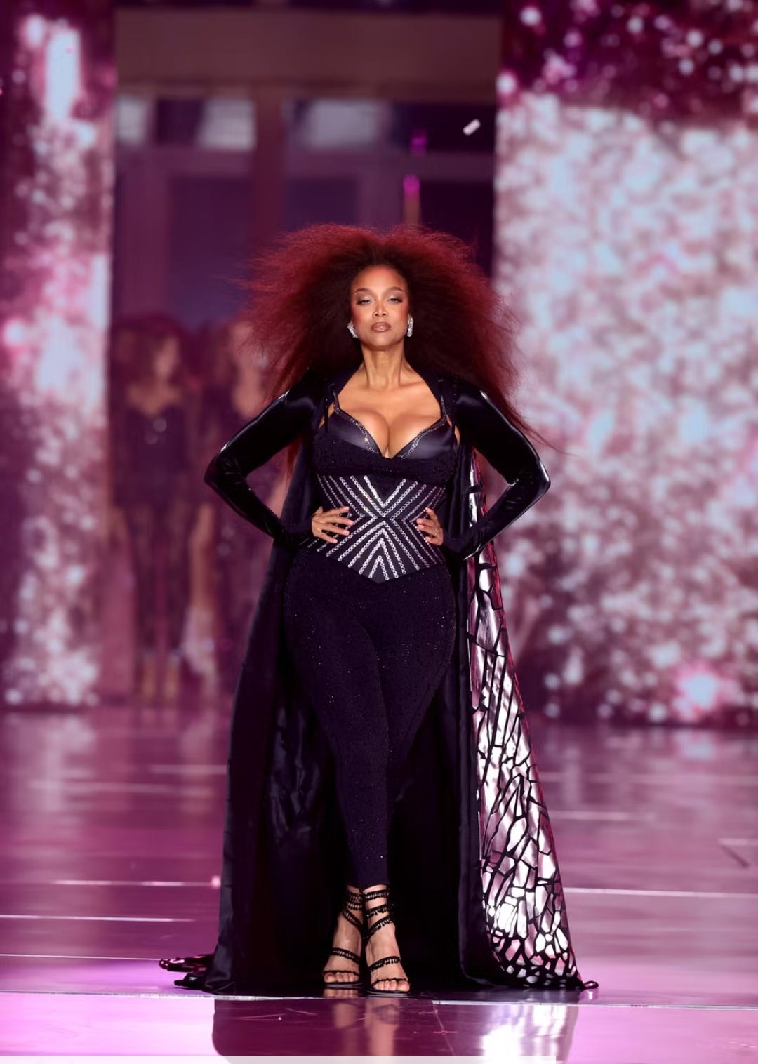 𝙑𝙞𝙘𝙩𝙤𝙧𝙞a's 𝙎𝙚𝙘𝙧𝙚𝙩 𝙁𝙎 𝙞𝙨 𝘽𝙖𝙘𝙠!!! - Things