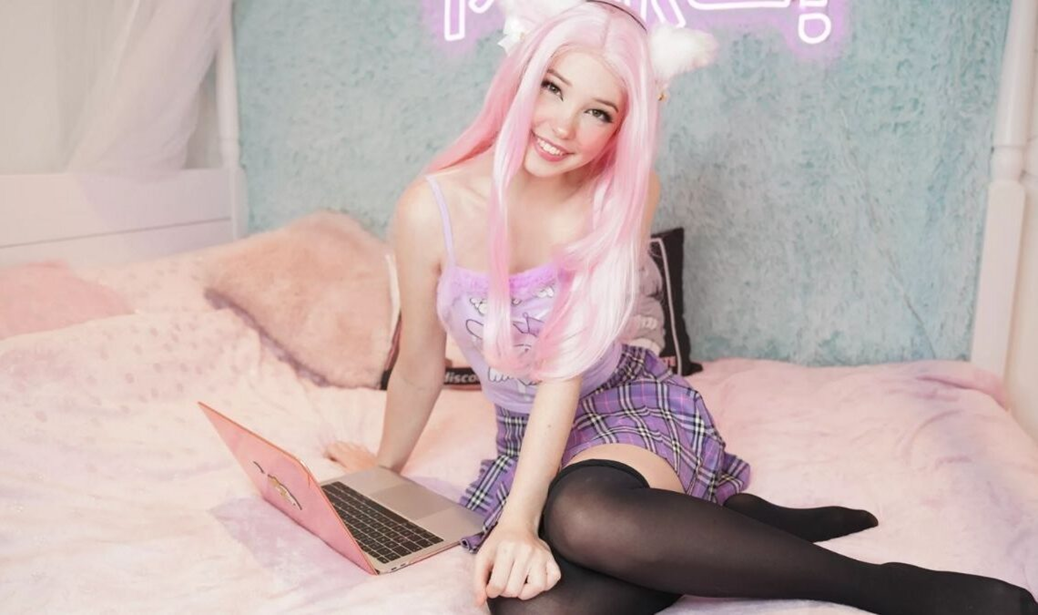 Topic · Belle delphine ·