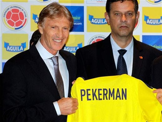 La interminable lucha de Pekerman contra los periodistas llega a su fin.