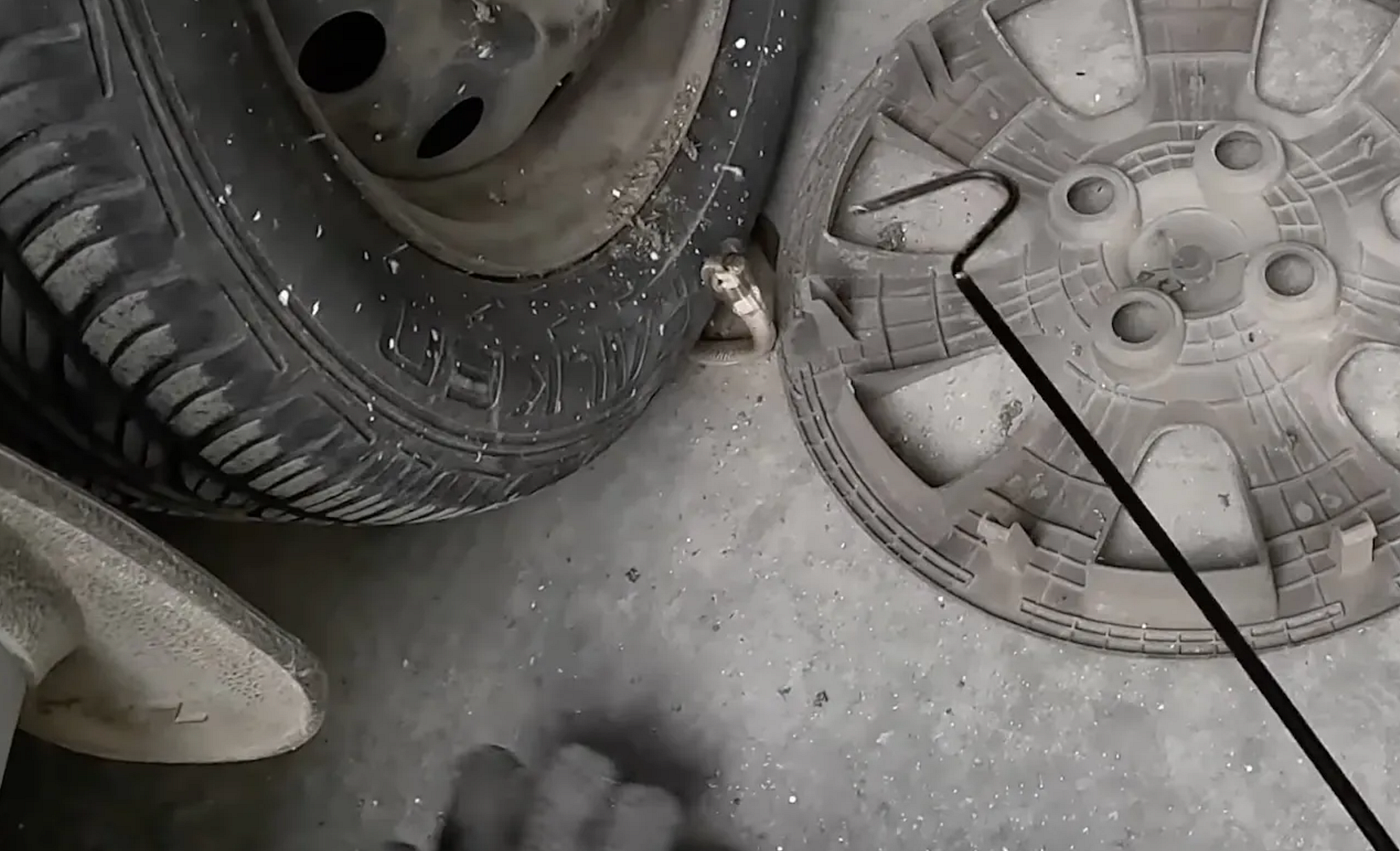 A car wheel, a cobra, and a hood that wouldn’t go down