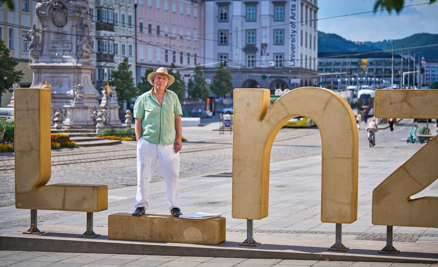 Gazmend Freitag, Hauptplatz Linz