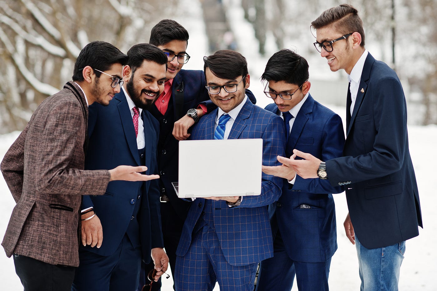 Best Colleges for BBA in Delhi NCR: A Complete Guide for Students After 12th