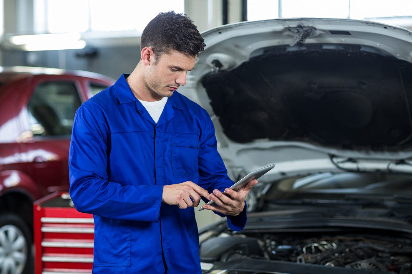 How to Read Car Codes Without Mechanic — A Smart Guide by SPARQ