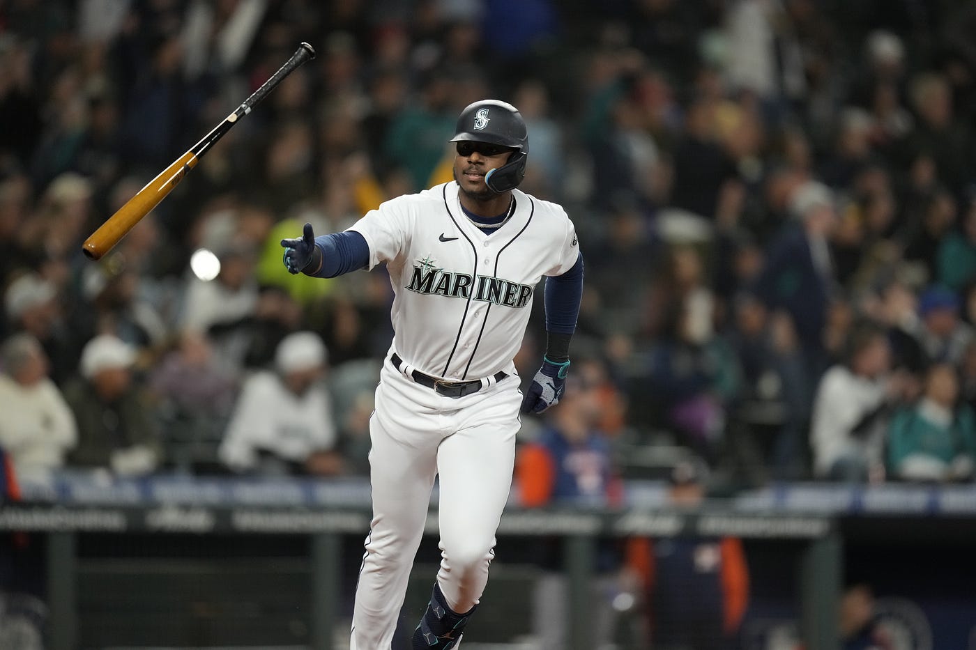 Mariners Reinstate OF Kyle Lewis from 7-day Injured List, by Mariners PR