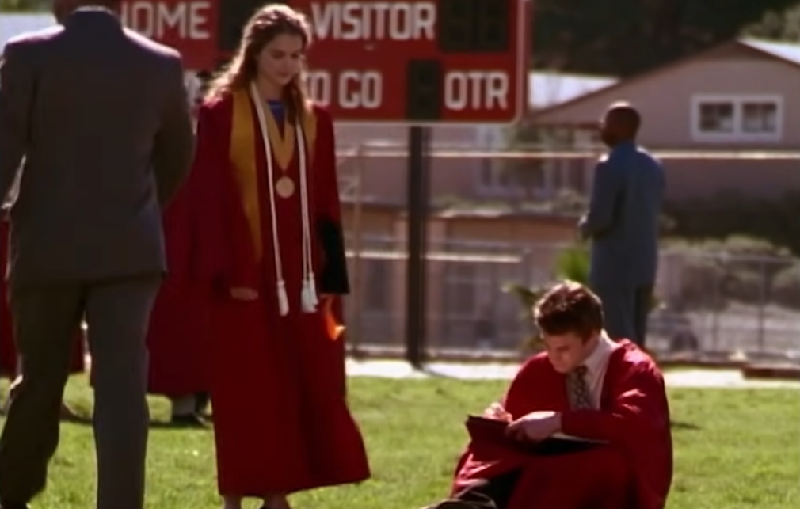 felicity red dress episode Felicity Red Dress Episode: Unforgettable 90s Fashion Moment