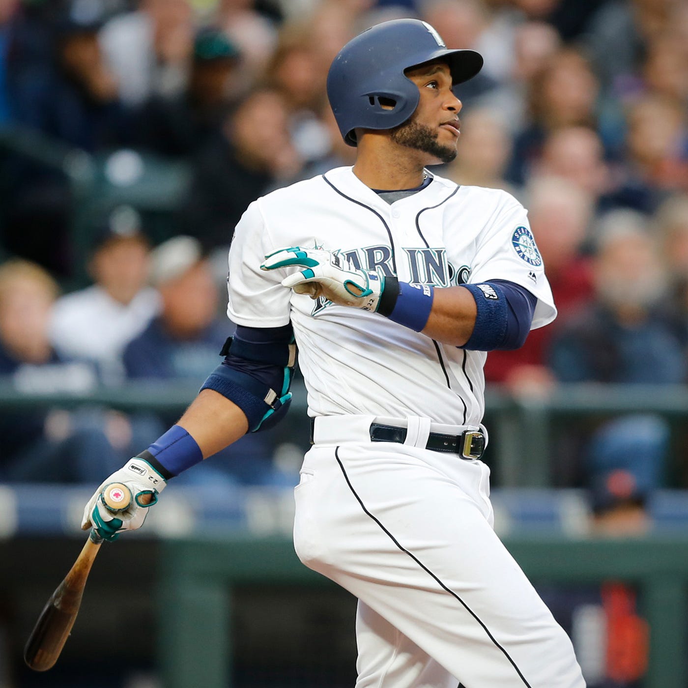 Robinson Canó Belts 300th Career Home Run | by Mariners PR | From the  Corner of Edgar & Dave