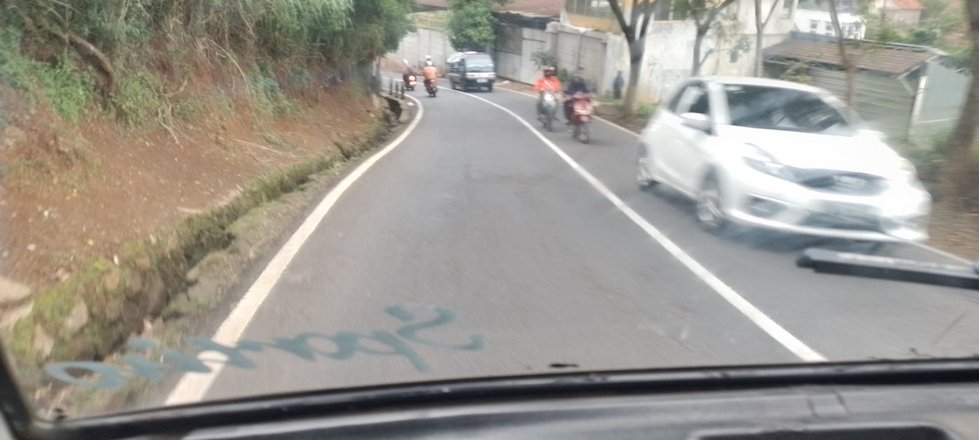 Mang Langit Nu Tungkul ka Jukut