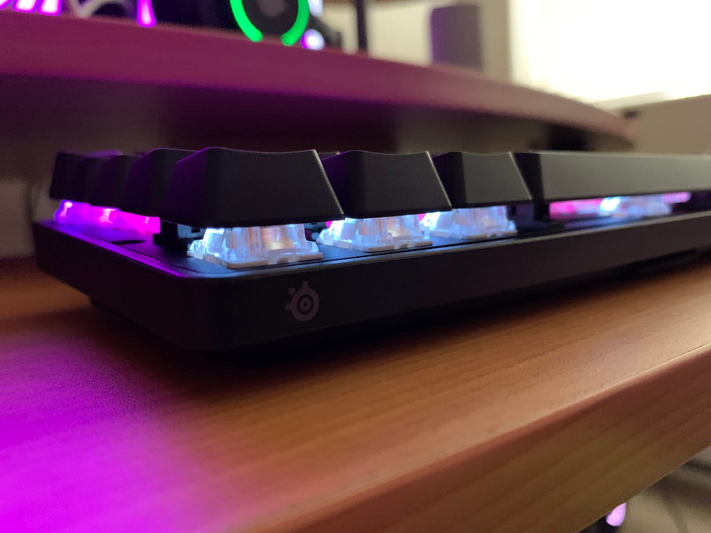 SteelSeries Apex 5 gaming keyboard review: Silky smooth with a