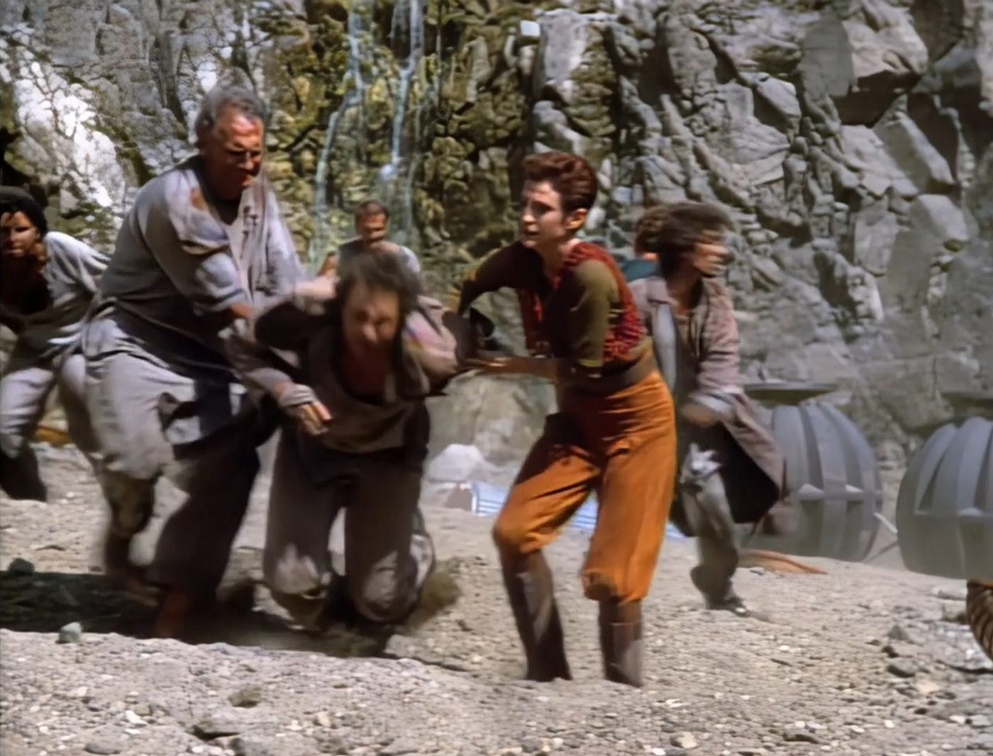 Rescuing the Legend Li Nalas still held prisoner by Cardassians