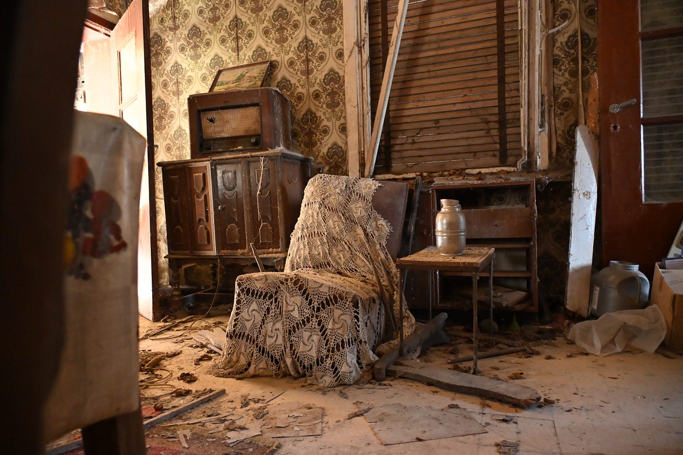 Crossing an Invisible Line Between Two Worlds: Urban Exploring in Belgium