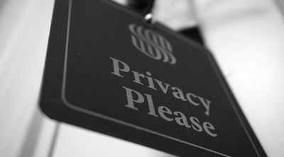 Skiff vs Outlook: Redefining Email Privacy and Security