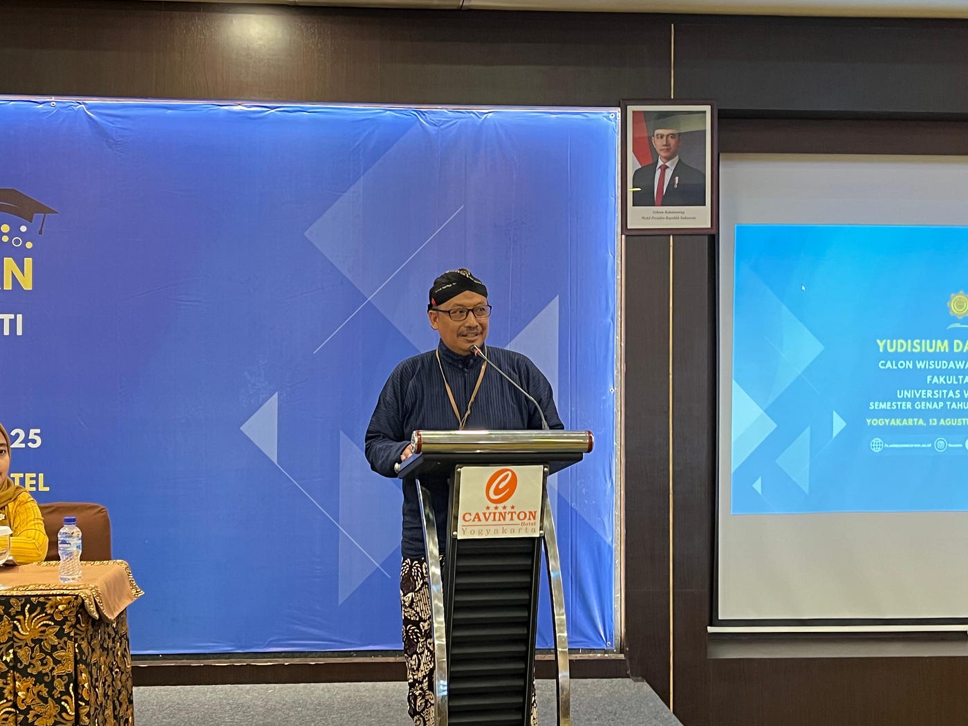 Dekan FE UWM Tekankan Lulusan Menjadi Profesional Berintegritas dan Bermakna