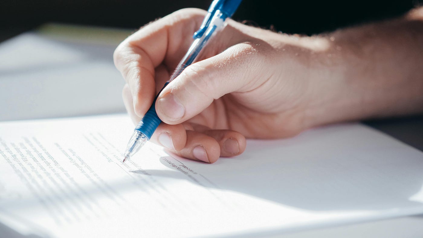 Public or Private? How to Pick the Right Tender and Craft Responses That Win