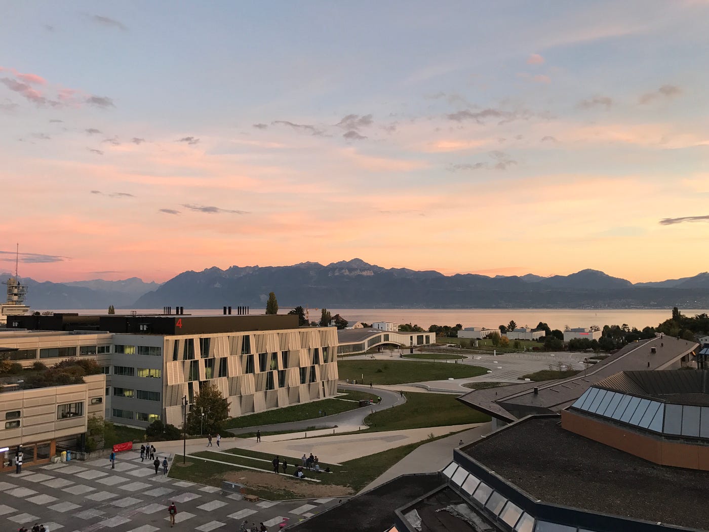 瑞士EPFL MSE材料碩心得&德國Bosch PhD申請. 正值現在全歐洲封鎖，大家都只能待在家工作的時候，趁著剛結束線上碩班口試記憶猶新，… |  by Kevin Ho | Medium