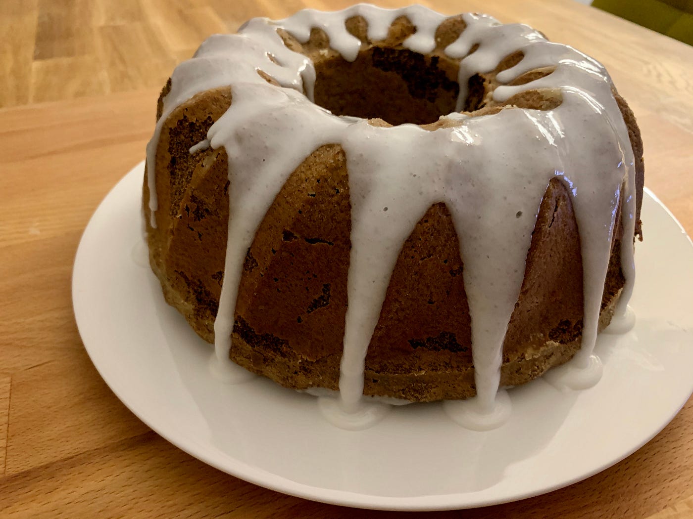 Rasch ist der Mohn-Gugelhupf zubereitet. Sein Armona entfaltete der Kuchen aber erst am zweiten Tag. @mehl_reise